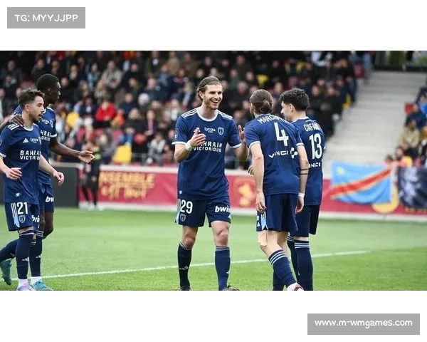 雷恩vs巴黎圣日耳曼：勒保罗开场6分钟远射击中门柱