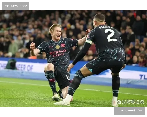 深度复盘：解析曼城4-2战胜利物浦的制胜球，福登的肋部内切路线